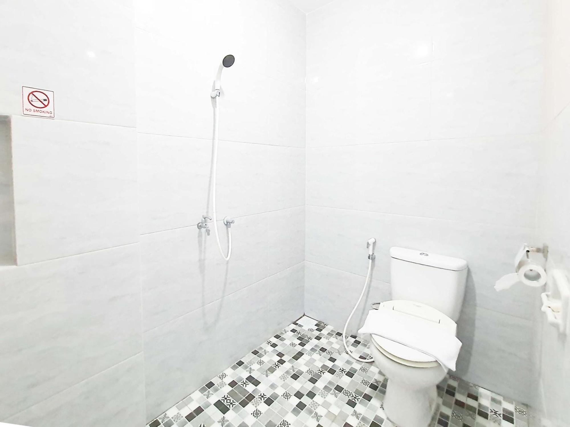 Reddoorz Syariah At Jalan Godean Hotel Ngabean Buitenkant foto