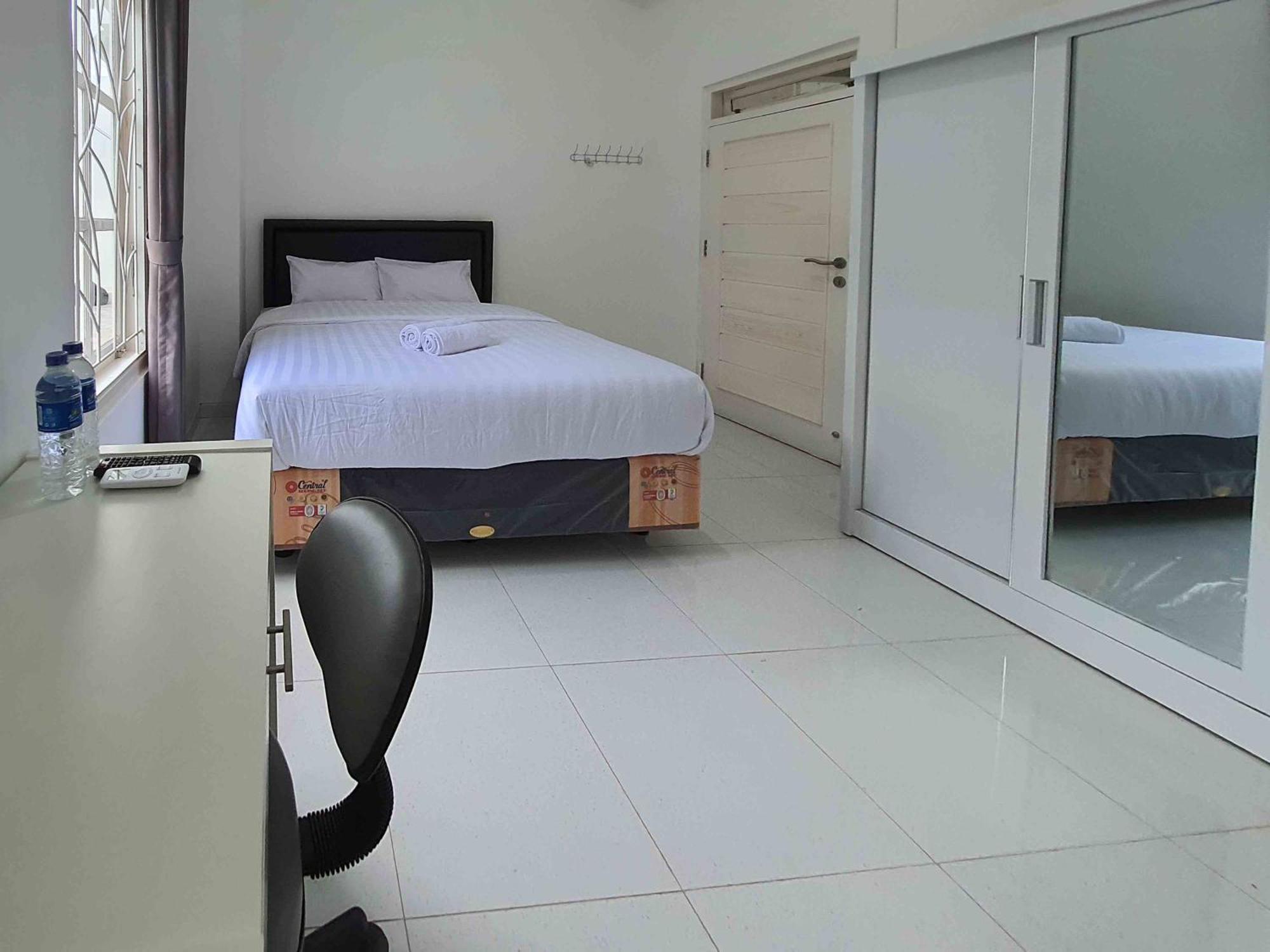 Reddoorz Syariah At Jalan Godean Hotel Ngabean Buitenkant foto